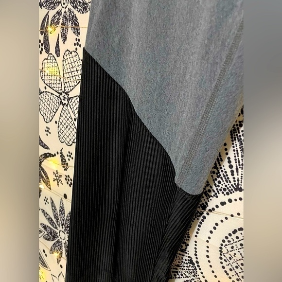 Kadyluxe black and grey leggings buttery soft like new - Picture 13 of 13